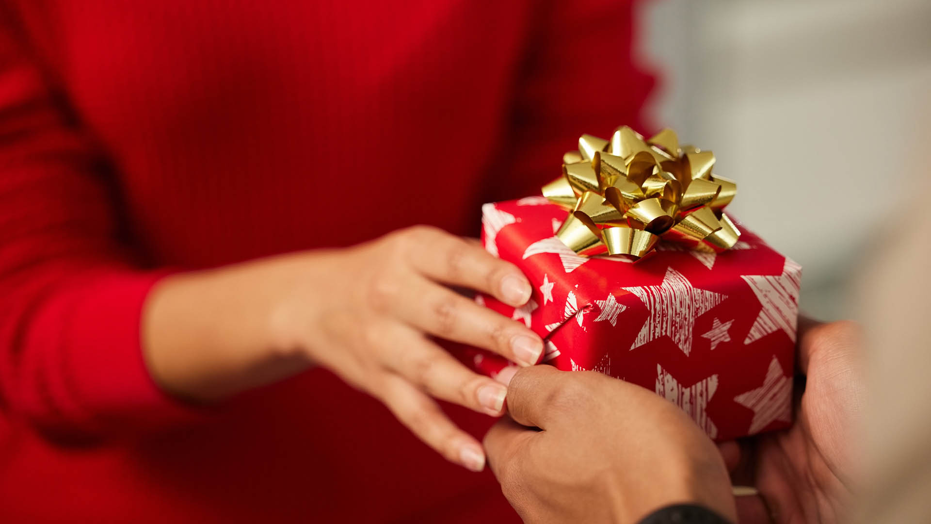 How Much Money Can I Gift Without Owing Taxes?