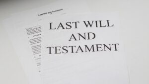 What’s the Difference Between a Will and Trust?