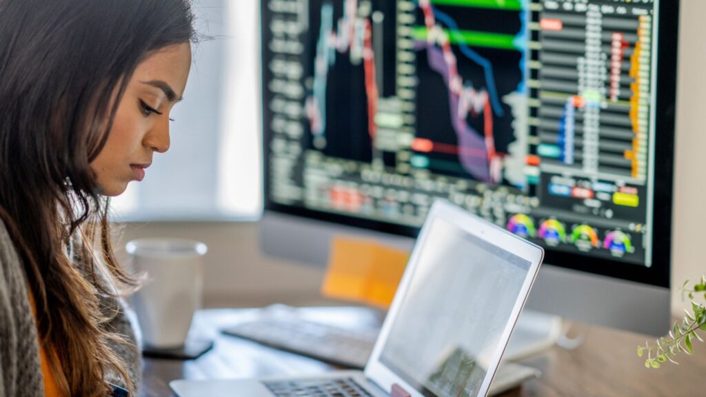 woman day trading